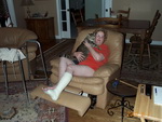 Cleo Consoling Gloria's Broken Foot